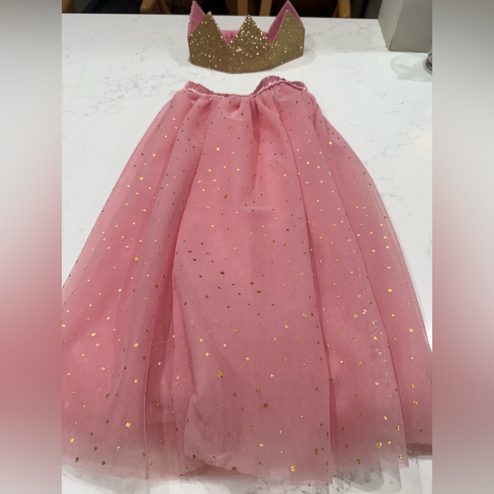 Hanna Andersson royal princess skirt and tiara